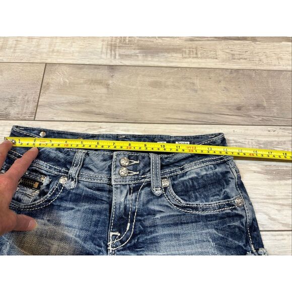 Miss Me Jean Shorts size 27 - Picture 7 of 12
